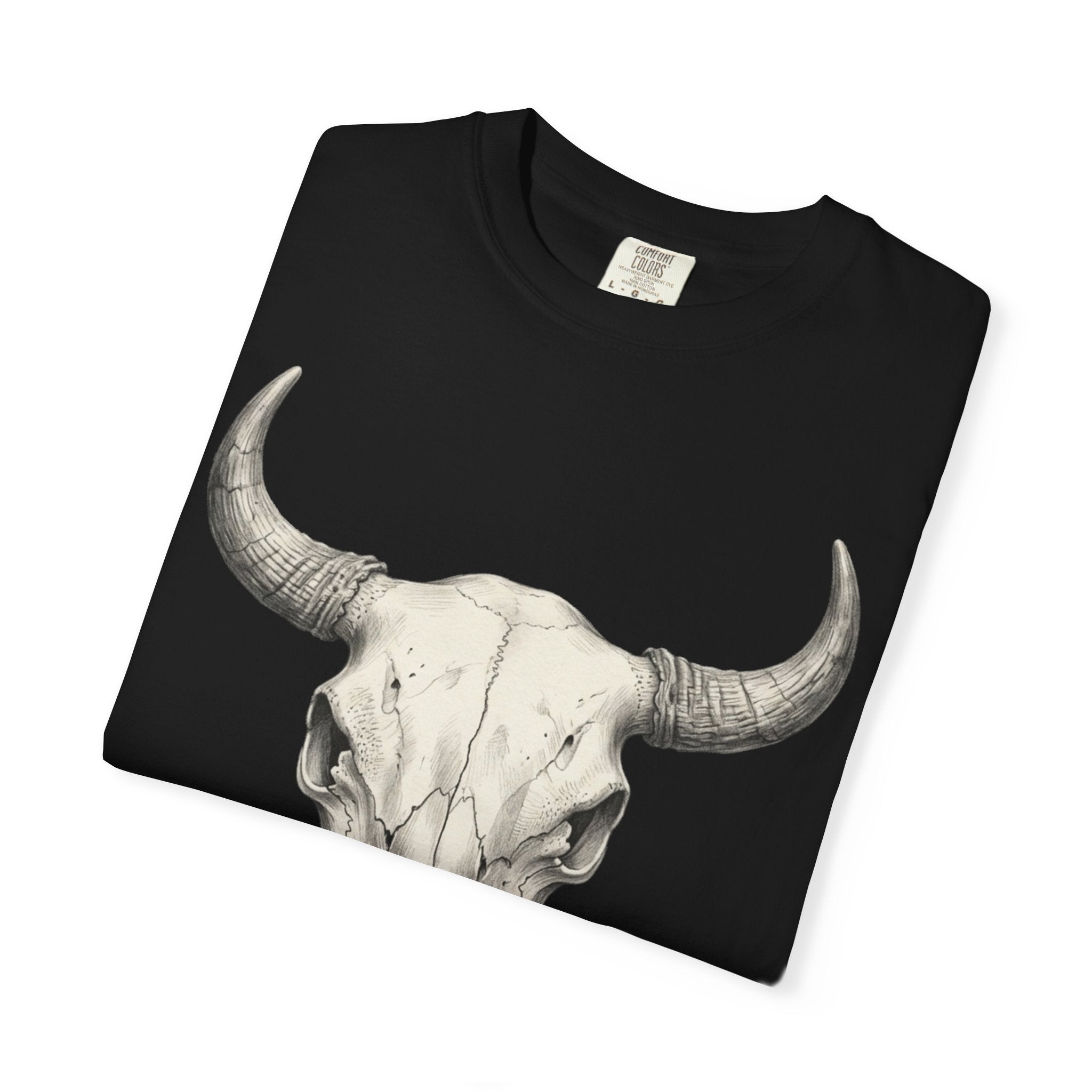 Cow Skull Graphic T-Shirt — Vintage Western Desert Vibe
